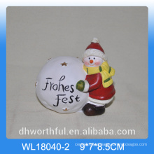 Decoração cerâmica da esfera da neve do Natal com projeto do boneco de neve